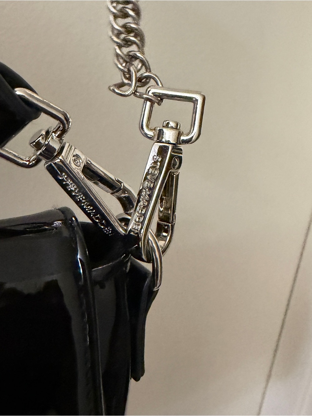Steve Madden Black Patent Crossbody with Silver Chain - Picture 3 of 7